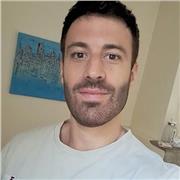 Webdesigner bilingue et passionné de langue, je me propose de vous aider à améliorer votre espagnol !